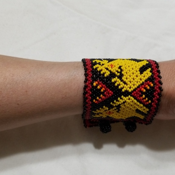 HUICHOL ART - Picture 2 of 5